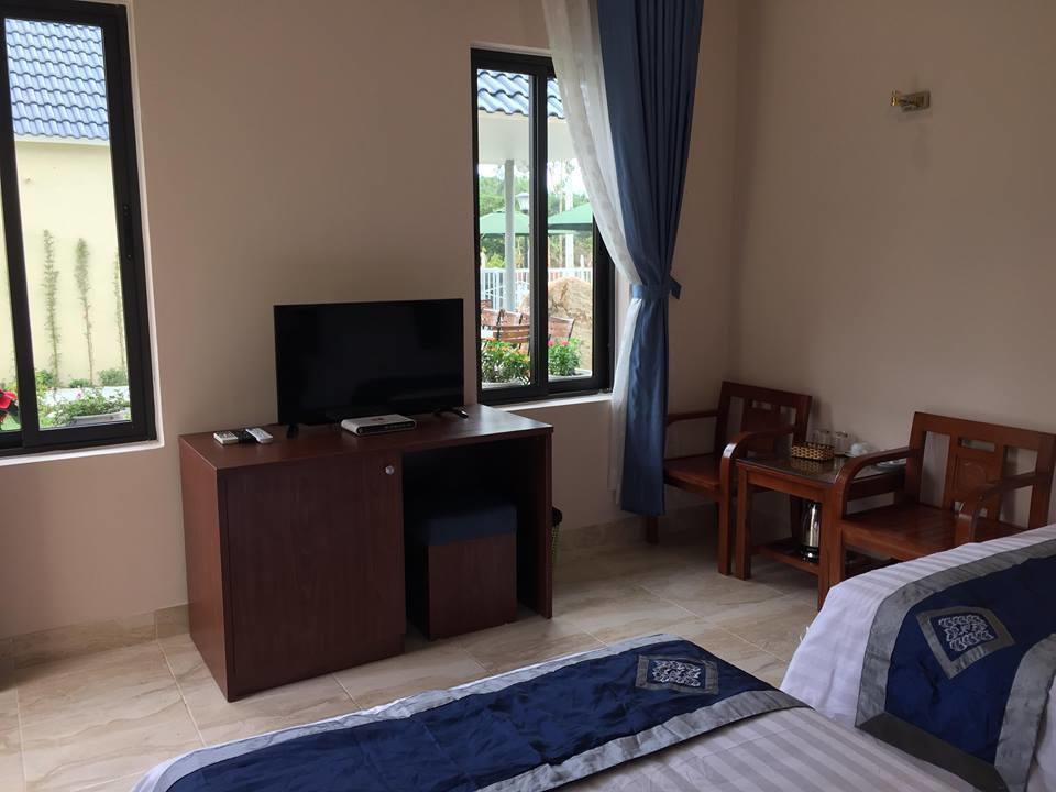 Alo Ha Binh Tien Hotel Thon Binh Hung Bagian luar foto