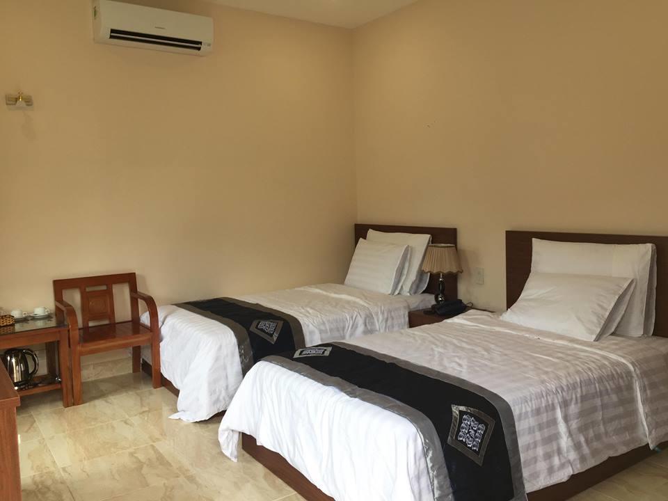Alo Ha Binh Tien Hotel Thon Binh Hung Bagian luar foto