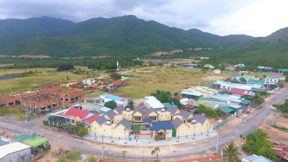 Alo Ha Binh Tien Hotel Thon Binh Hung Bagian luar foto